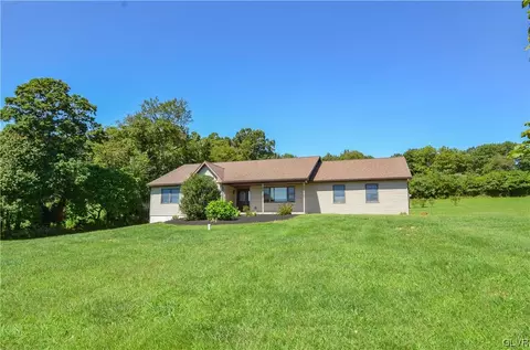 142 Daubert Ln, Lehighton, PA 18235