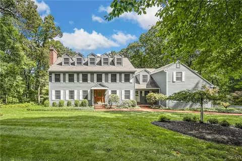 2306 Deer Trail Rd, Coopersburg, PA 18036