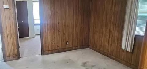 135 Main, Bath, PA 18014 photo 3