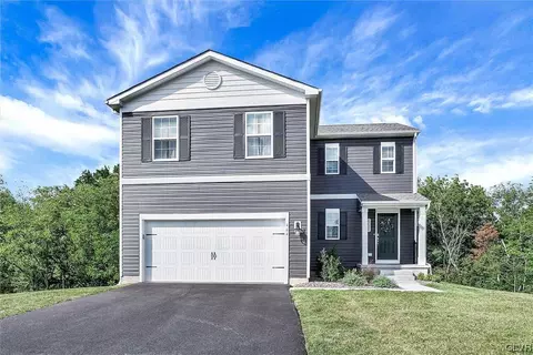 464 E 4th St, Bernville, PA 19506