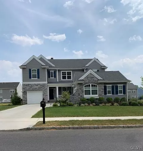 477 Newlins Rd E #W-211, Forks Twp, PA 18040