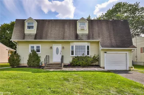 406 Old Mill Rd, Forks Twp, PA 18040