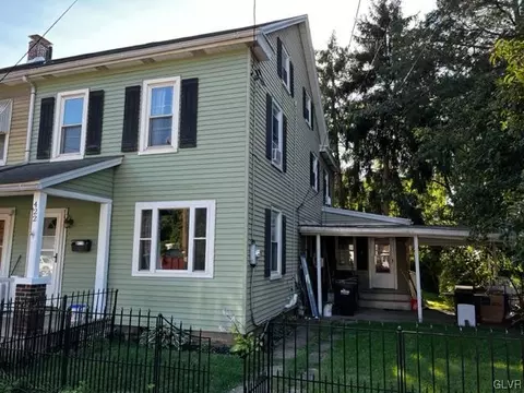 422 Main St, Freemansburg, PA 18017