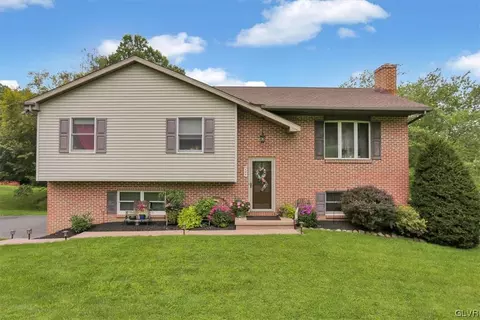 23 Davids Dr, Fleetwood, PA 19522