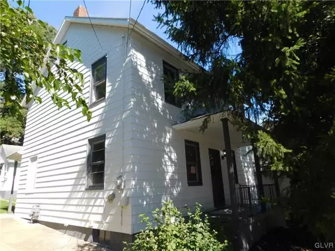 109 Main St, Easton, PA 18042