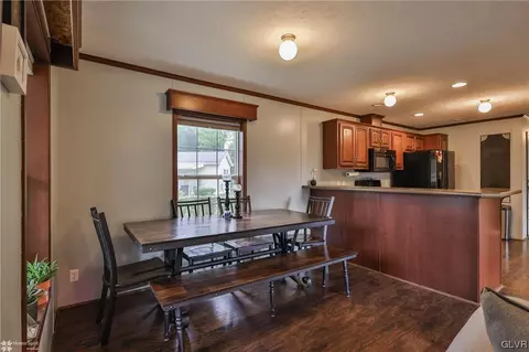 3 Highpoint Ct, Bath, PA 18014 photo 7