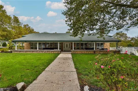 3 Highpoint Ct, Bath, PA 18014 photo 31