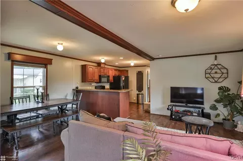 3 Highpoint Ct, Bath, PA 18014 photo 6