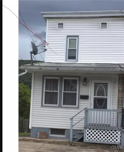 202 Columbus St W, Nesquehoning, PA 18240