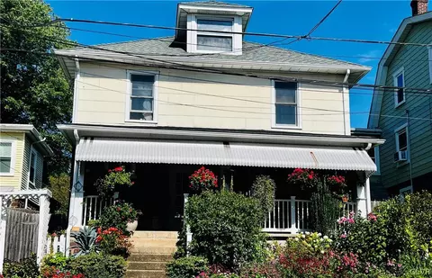 17 Hillside Ave, Souderton, PA 18964