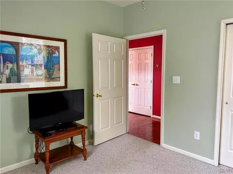 1875 Gregory Pl, Hellertown, PA 18055 photo 18