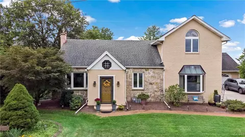 6175 Weaversville Rd, Bethlehem, PA 18017