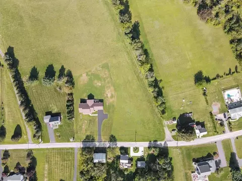 449 Penn Dixie Rd, Moore Twp, PA 18014 photo 9