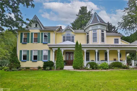 475 English Rd, Bath, PA 18014