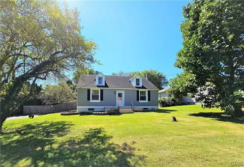 55 Raubsville Rd, Williams Twp, PA 18042