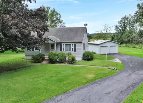 1069 Saucony Rd, Kutztown, PA 19530