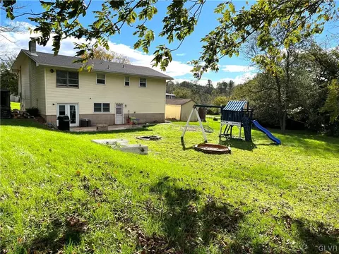 114 Worman Rd, Bath, PA 18014 photo 21