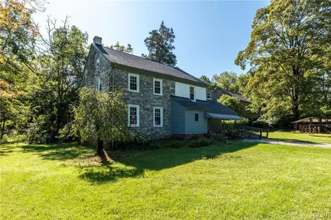 2767 Mill Race Rd, Emmaus, PA 18049