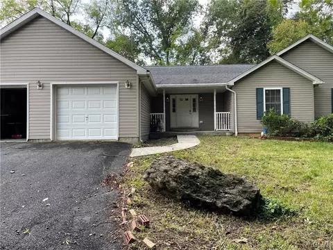 262 Ohio Ave, Whitehall, PA 18052