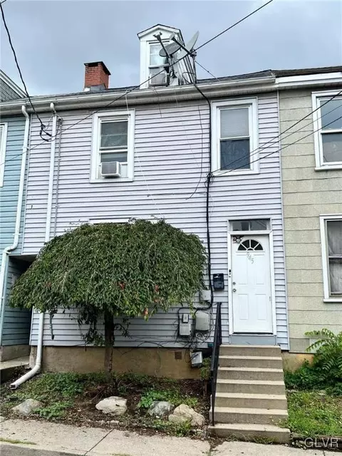 945 W Pine St, Allentown, PA 18102