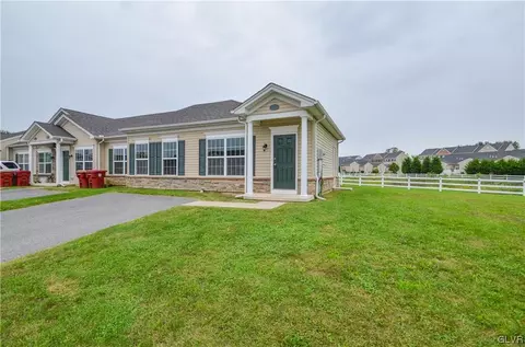 1975 Mercer Way, Forks Twp, PA 18040