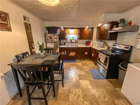 63 E Garrison St, Bethlehem, PA 18018 photo 8