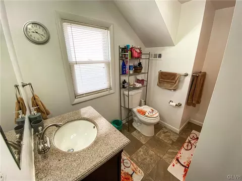 63 E Garrison St, Bethlehem, PA 18018 photo 15