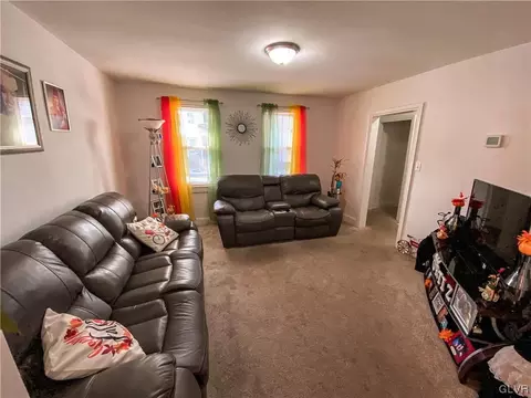 63 E Garrison St, Bethlehem, PA 18018 photo 6