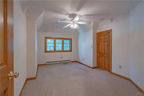 240 Pine Manor Dr, Hellertown, PA 18055 photo 36