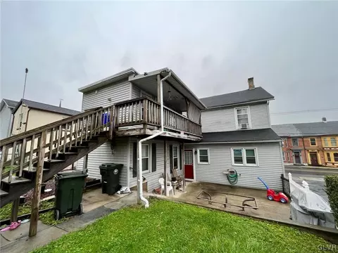 121 E Main St, Bath, PA 18014 photo 3
