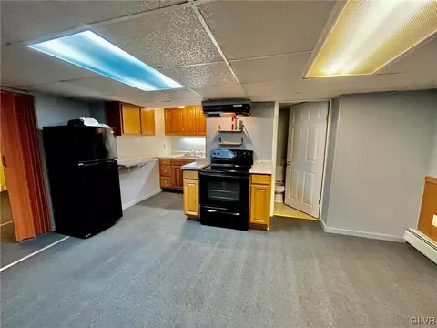121 E Main St, Bath, PA 18014 photo 5