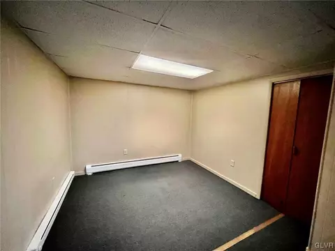 121 E Main St, Bath, PA 18014 photo 8