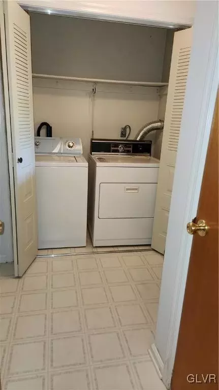 4055 Devonshire Rd, Bethlehem, PA 18020 photo 17
