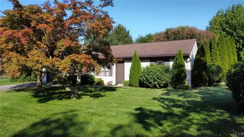 4055 Devonshire Rd, Bethlehem, PA 18020 photo 2