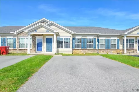 243 Huntington Ln, Forks Twp, PA 18040