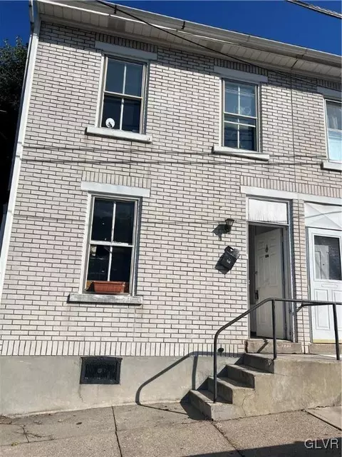 518 Itaska St, Bethlehem, PA 18015
