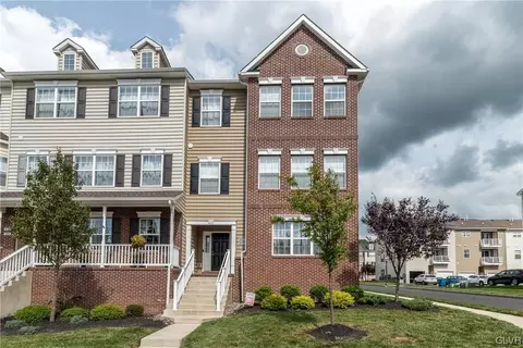 3052 Goshen Dr #M73 L, Pennsburg, PA 18073