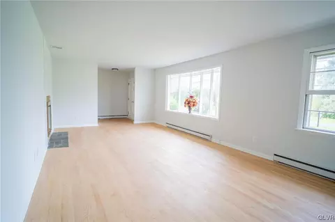 3214 Oakland Rd, Bethlehem, PA 18020 photo 10
