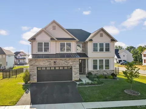 1785 Josie Ln, Bethlehem, PA 18020
