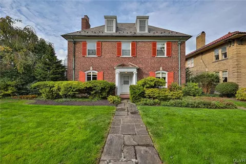 916 W Market St, Bethlehem, PA 18018