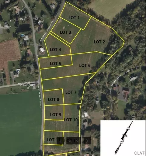 534 Persimmon Rd, Lehigh Twp, PA 18088