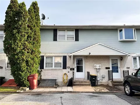 3382 S 2nd St, Whitehall, PA 18052
