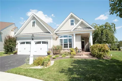 4639 Logan Ct, Schwenksville, PA 19473