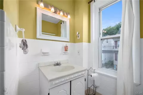 25 E Garrison St, Bethlehem, PA 18018 photo 13