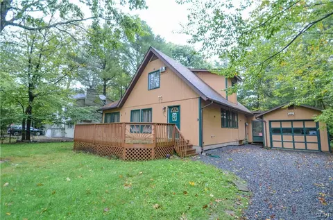 7145 Susquehanna Dr, Coolbaugh Twp, PA 18466