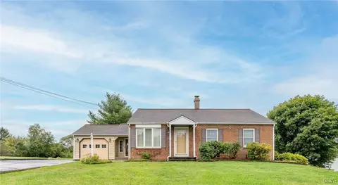 3753 Magnolia Dr, Northampton, PA 18067