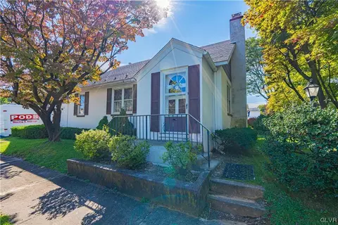 2330 W Livingston St, Allentown, PA 18104