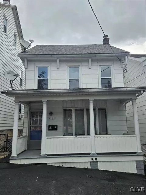 219 N Lehigh St, Tamaqua, PA 18252