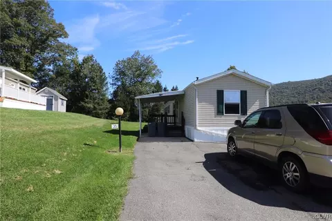 35 Hillside Pl #LOT 35, Towamensing Tp, PA 18058