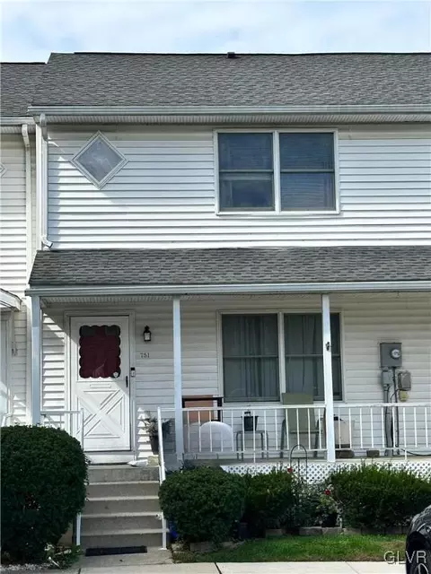 751 Mauch Chunk St, Easton, PA 18042